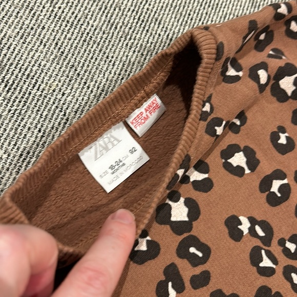 SOLD Zara leopard oversized sweatshirt 24m - Picture 3 of 4